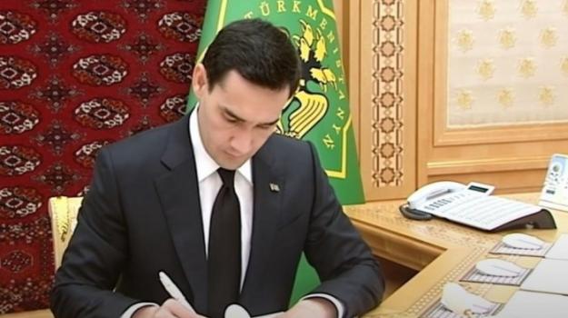 Turkmenistan’s President Signs Resolutions on Environmental Protection and Public Health